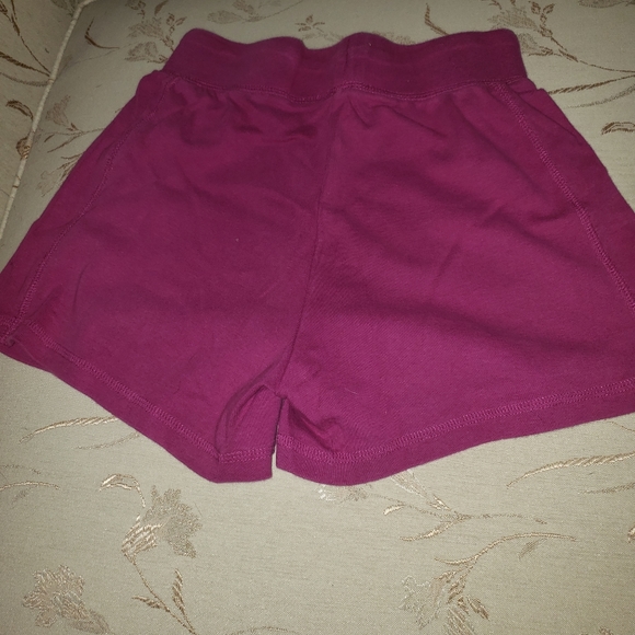 Purple shorts and top set. - Picture 6 of 6